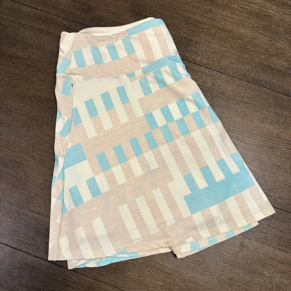 CALIA by‎ Carrie Underwood Cream and Blue Skater Skirt